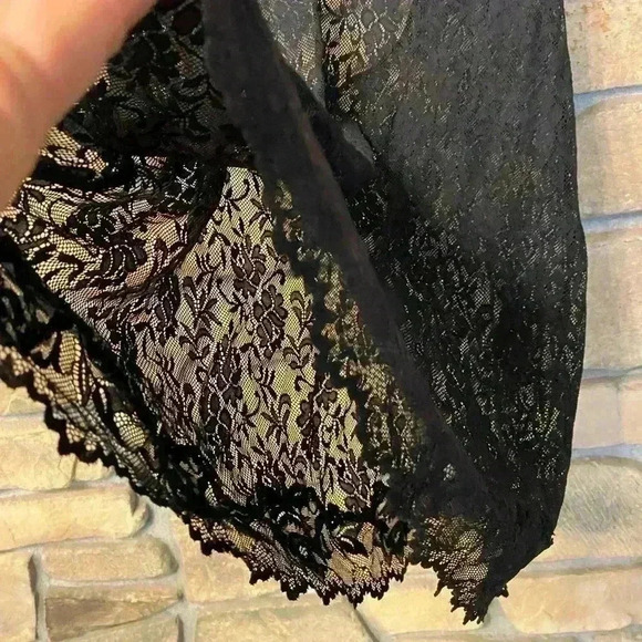 Victoria Secret black lace nightgown M-L - Picture 5 of 12